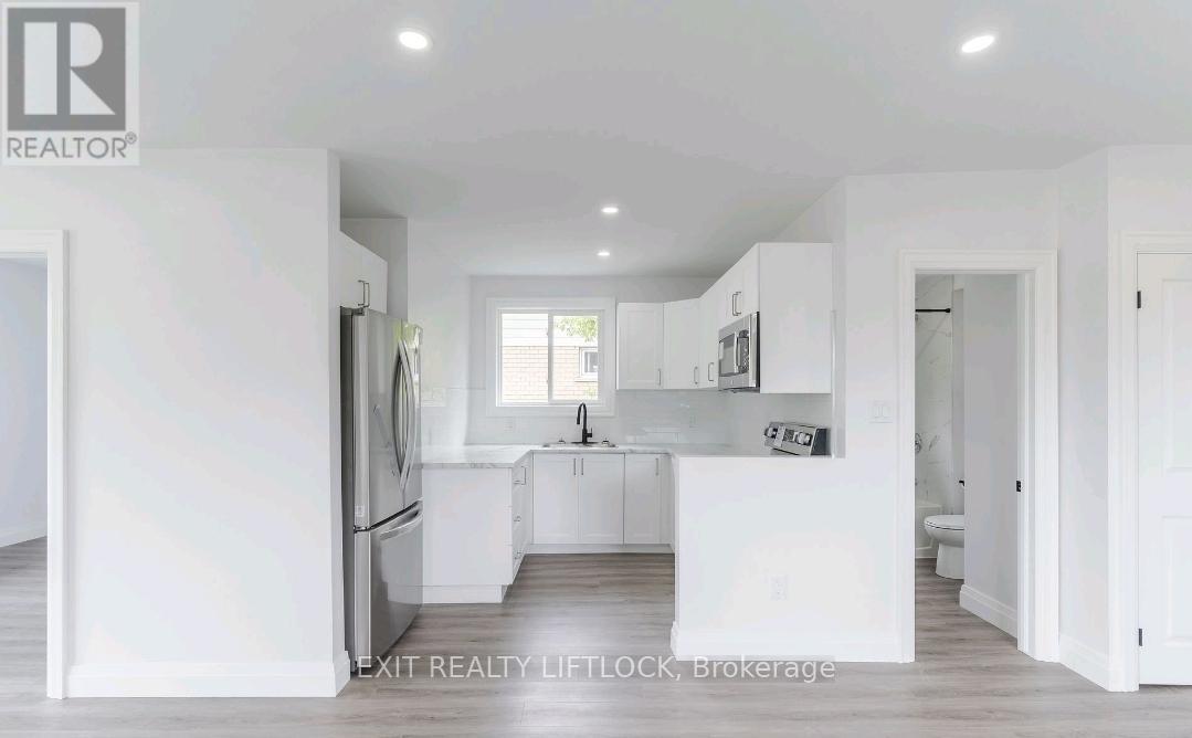 825 Cameron Street, Peterborough (Otonabee Ward 1), Ontario  K9J 4A2 - Photo 7 - X12613124