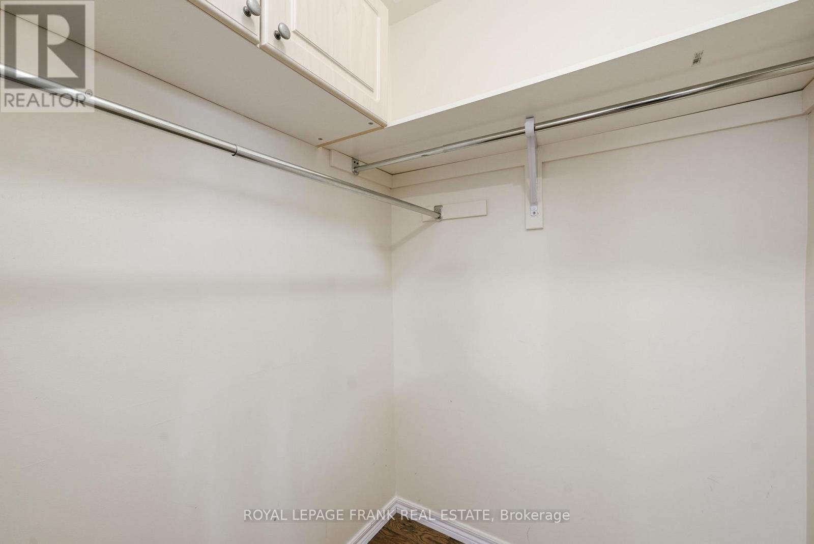 7 Brock Street, Kawartha Lakes (Lindsay), Ontario  K9V 0B9 - Photo 26 - X12613190