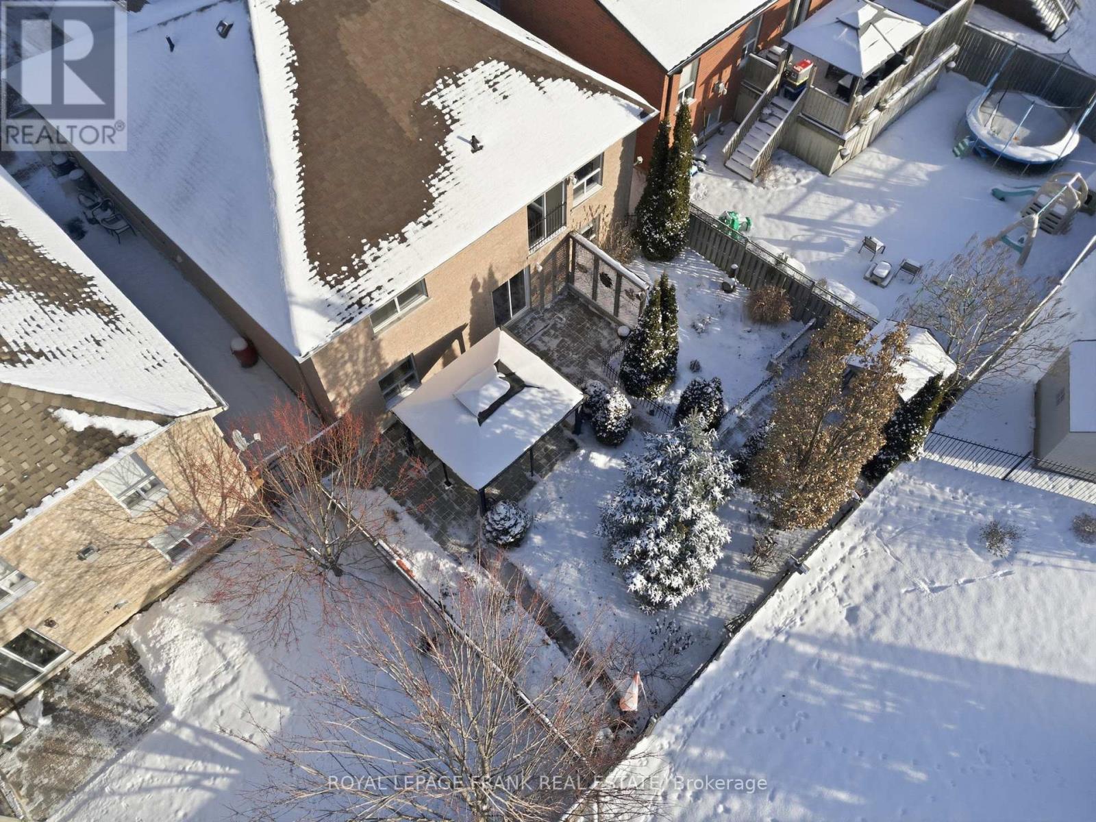 7 Brock Street, Kawartha Lakes (Lindsay), Ontario  K9V 0B9 - Photo 43 - X12613190