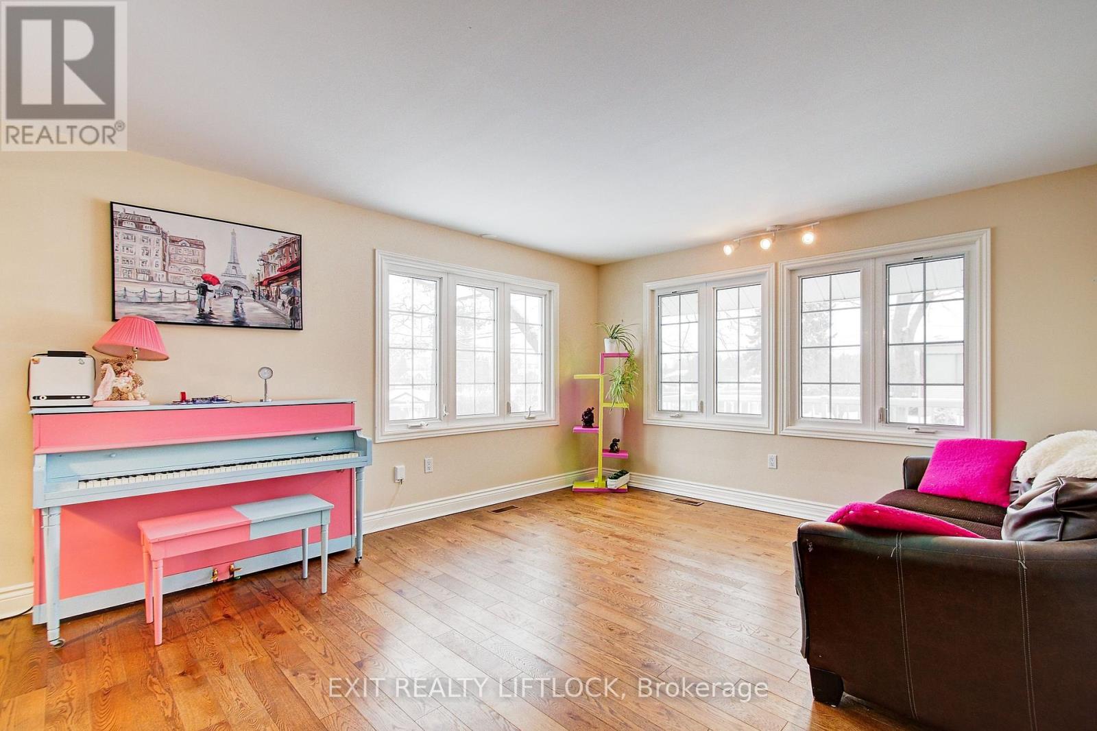 (Main) - 3 Reid Street, Selwyn, Ontario  K0L 2H0 - Photo 4 - X12613238