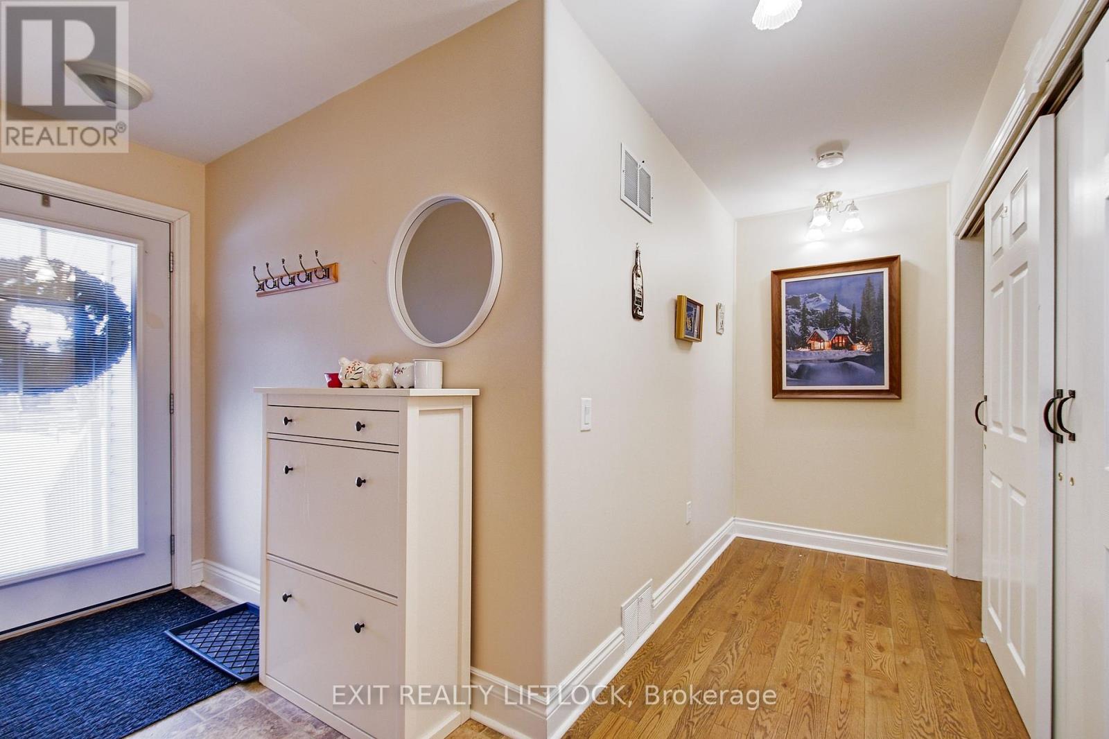 (Upper) - 3 Reid Street, Selwyn, Ontario  K0L 2H0 - Photo 4 - X12613248