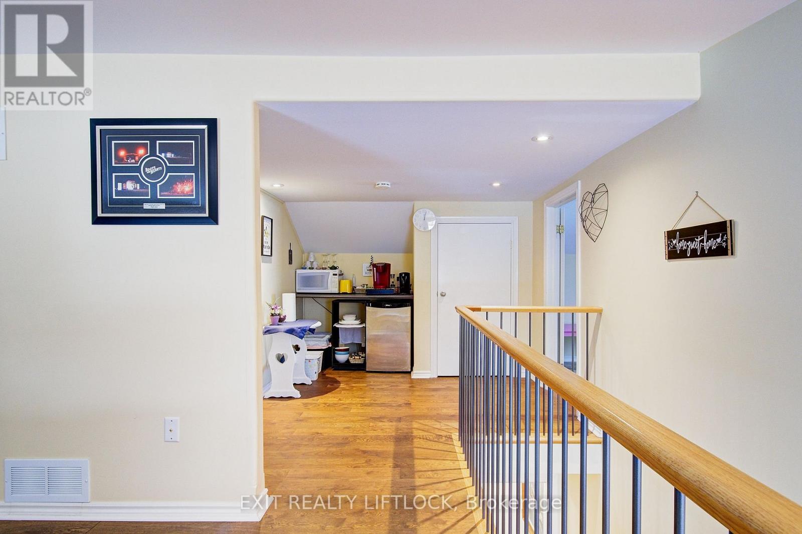 (Upper) - 3 Reid Street, Selwyn, Ontario  K0L 2H0 - Photo 9 - X12613248