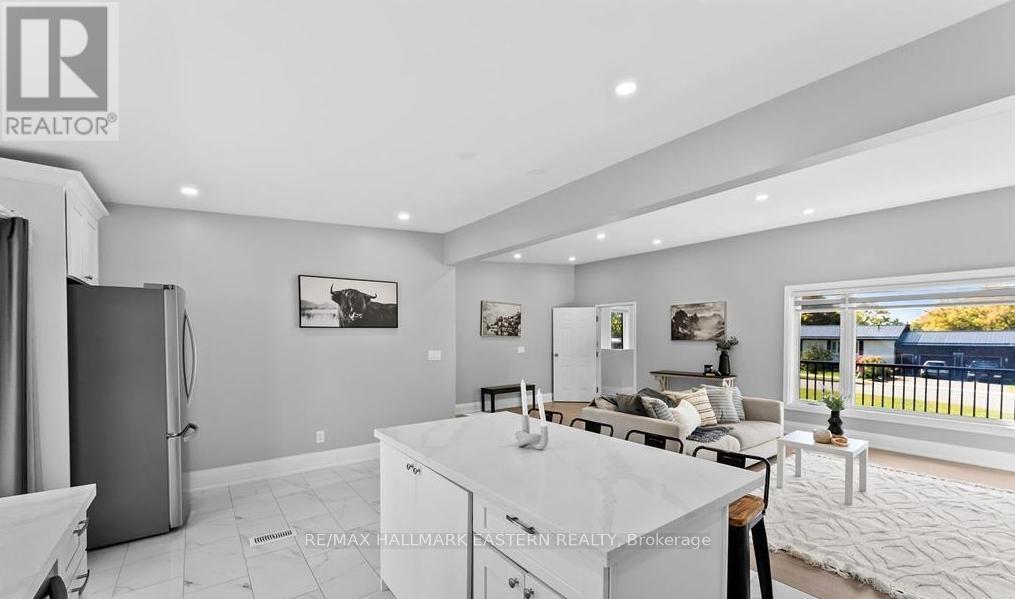 1037 East Communication Road, Selwyn, Ontario  K0L 1H0 - Photo 13 - X12614020