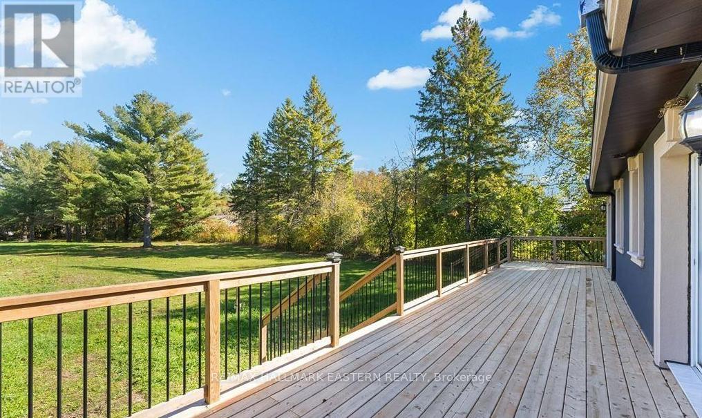 1037 East Communication Road, Selwyn, Ontario  K0L 1H0 - Photo 22 - X12614020