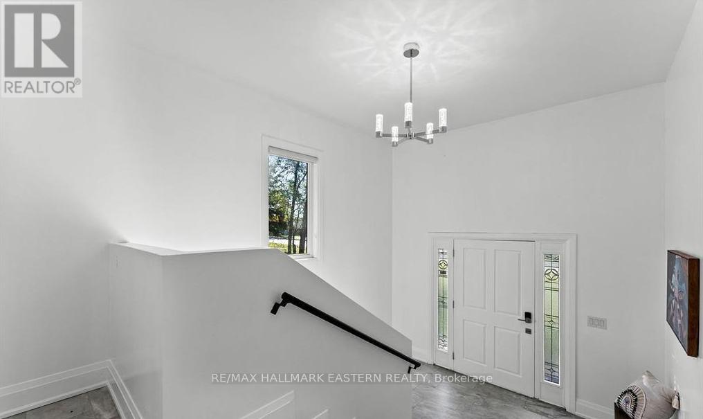 1037 East Communication Road, Selwyn, Ontario  K0L 1H0 - Photo 5 - X12614020