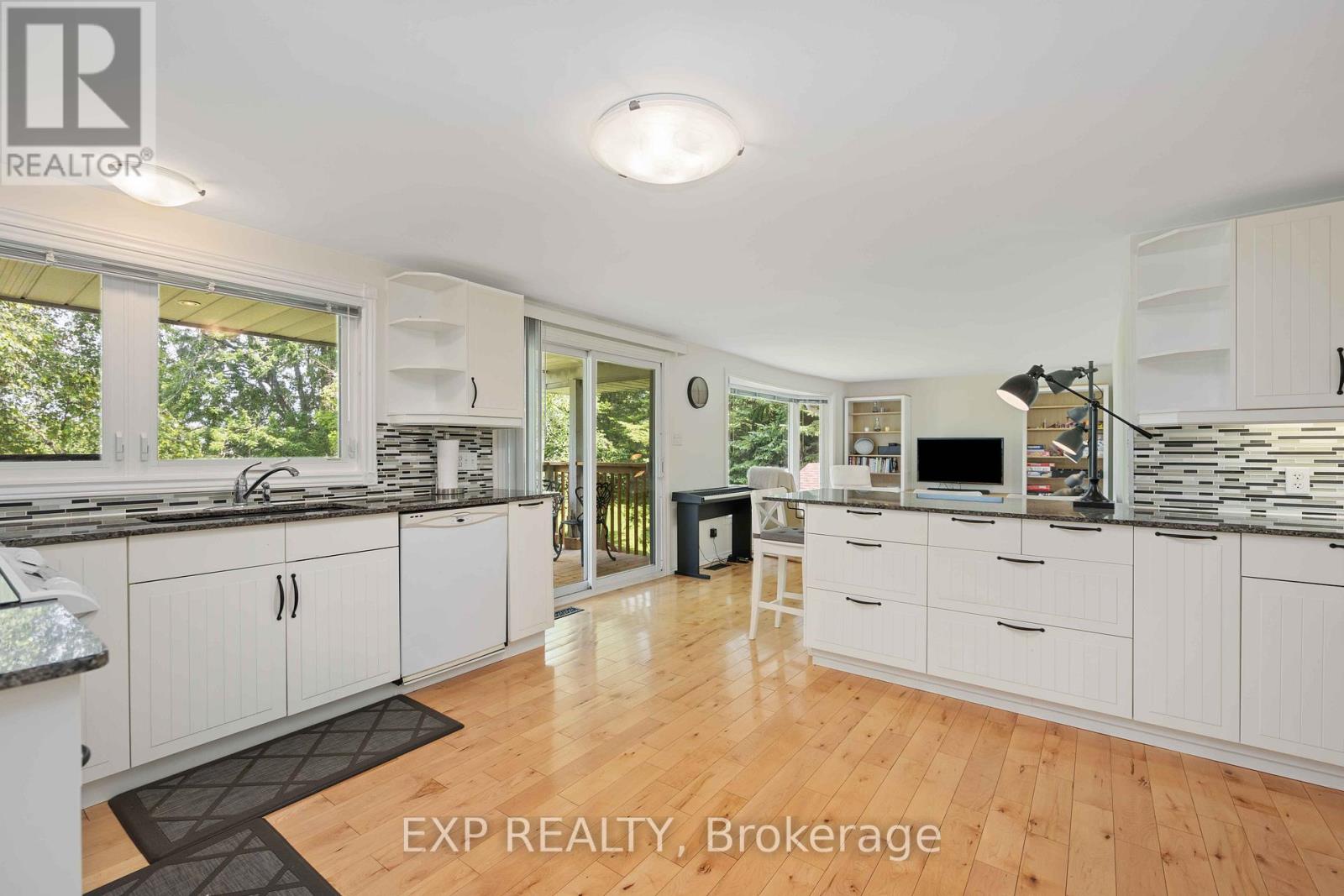 568 Mallard Circle, Selwyn, Ontario  K0L 1T0 - Photo 10 - X12614582