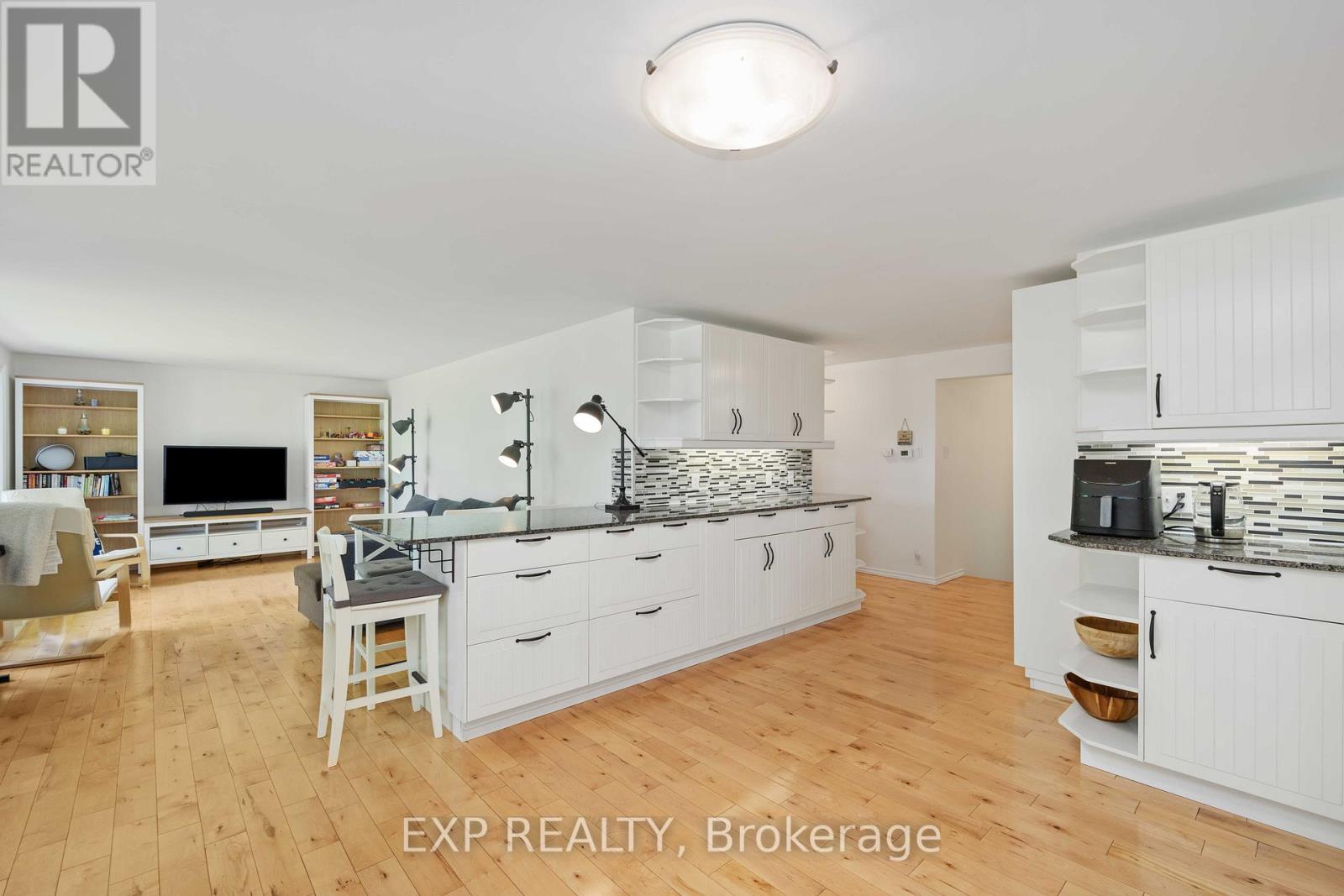 568 Mallard Circle, Selwyn, Ontario  K0L 1T0 - Photo 8 - X12614582