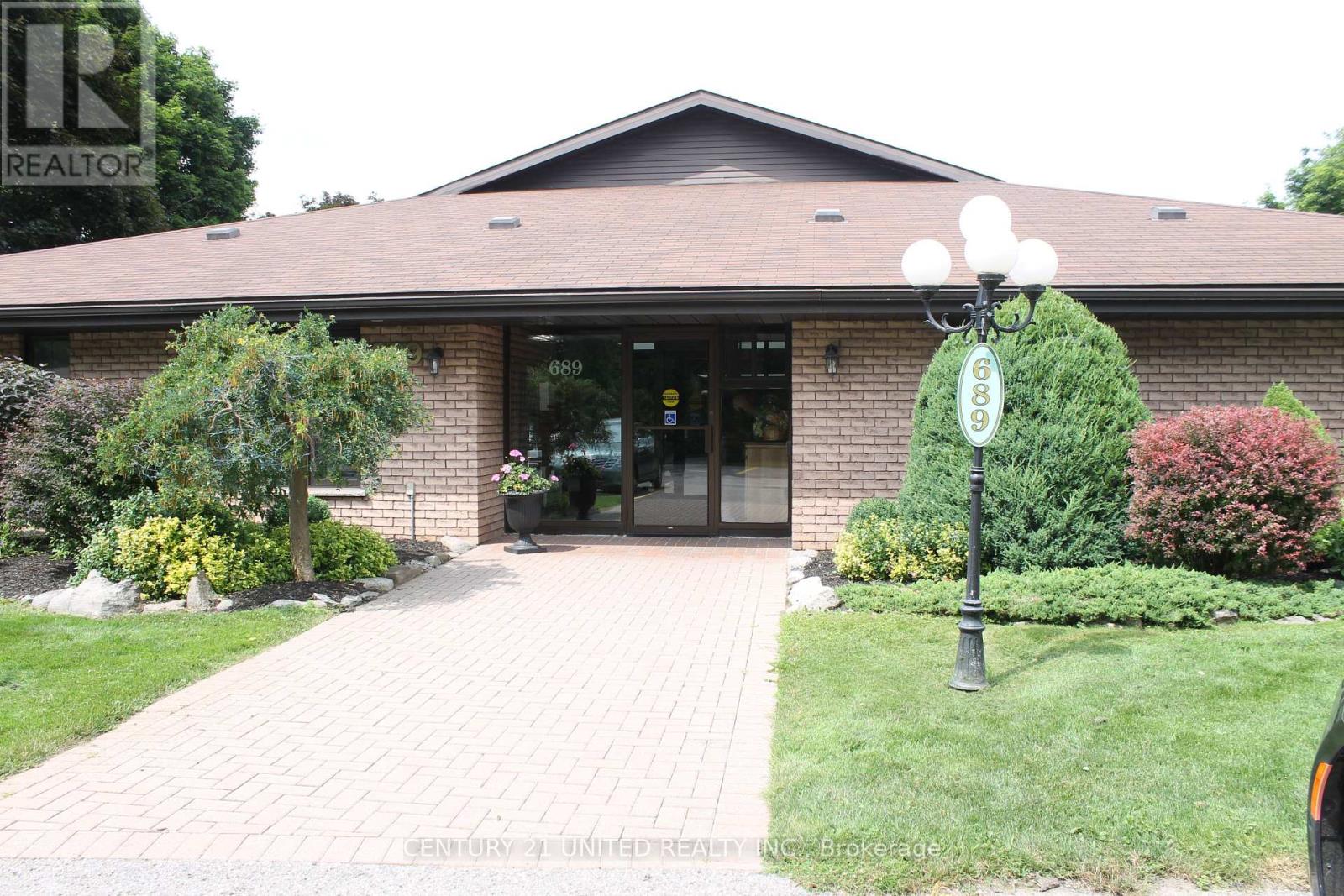 5 - 689 WHITAKER STREET, peterborough (ashburnham ward 4), Ontario