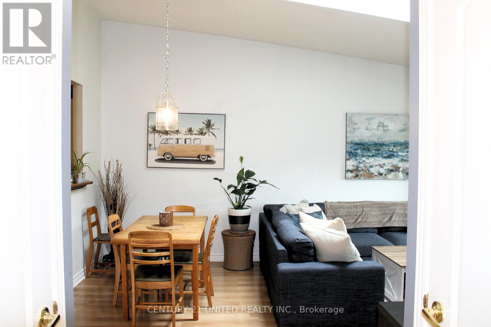 5 - 689 Whitaker Street, Peterborough (Ashburnham Ward 4), Ontario  K9H 7K3 - Photo 7 - X12615100