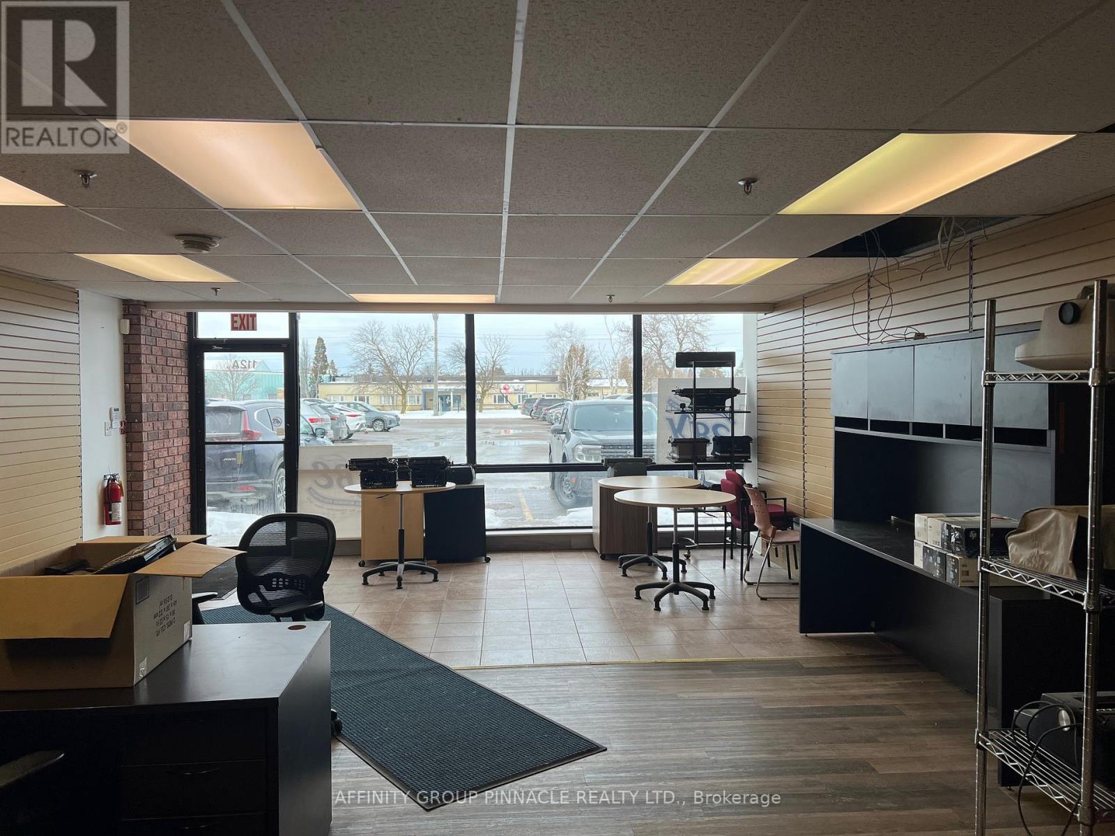 112a - 55 Mary Street, Kawartha Lakes (Ops), Ontario  K9V 1V1 - Photo 9 - X12615328