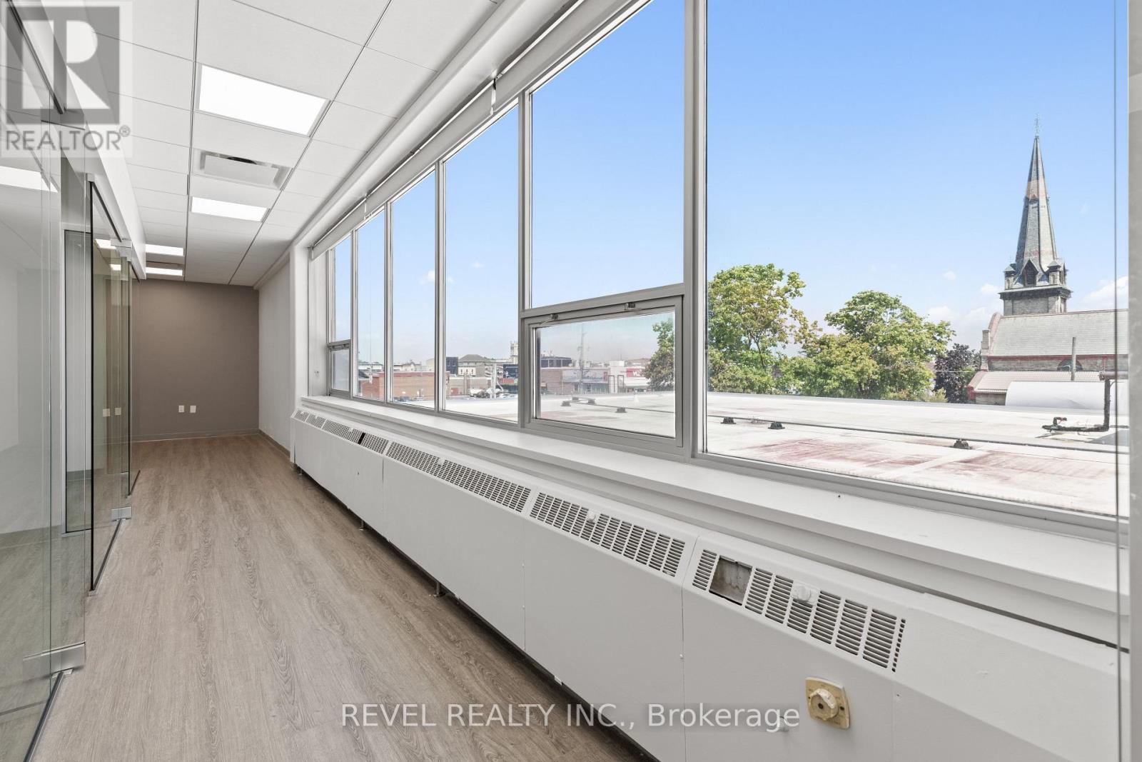 Upper 3 - 34 Cambridge Street S, Kawartha Lakes (Lindsay), Ontario  K9V 3B8 - Photo 21 - X12615580