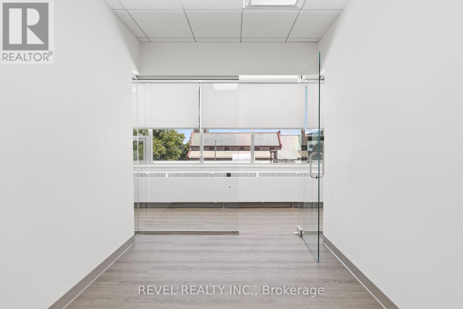 Upper 3 - 34 Cambridge Street S, Kawartha Lakes (Lindsay), Ontario  K9V 3B8 - Photo 25 - X12615580