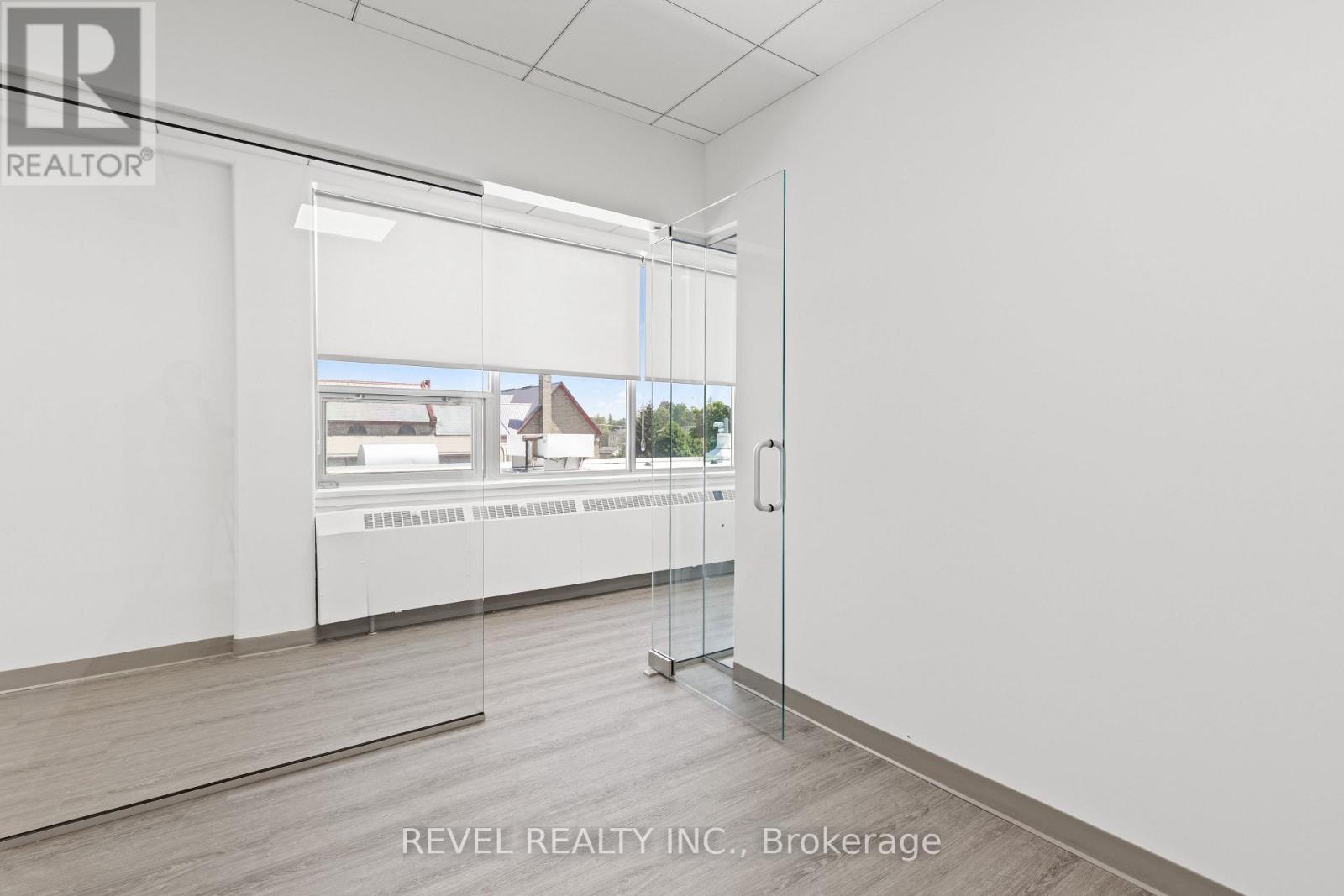 Upper 3 - 34 Cambridge Street S, Kawartha Lakes (Lindsay), Ontario  K9V 3B8 - Photo 26 - X12615580