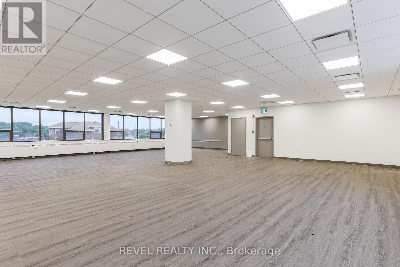 Upper 2 - 34 Cambridge Street S, Kawartha Lakes (Lindsay), Ontario  K9V 3B8 - Photo 16 - X12615582