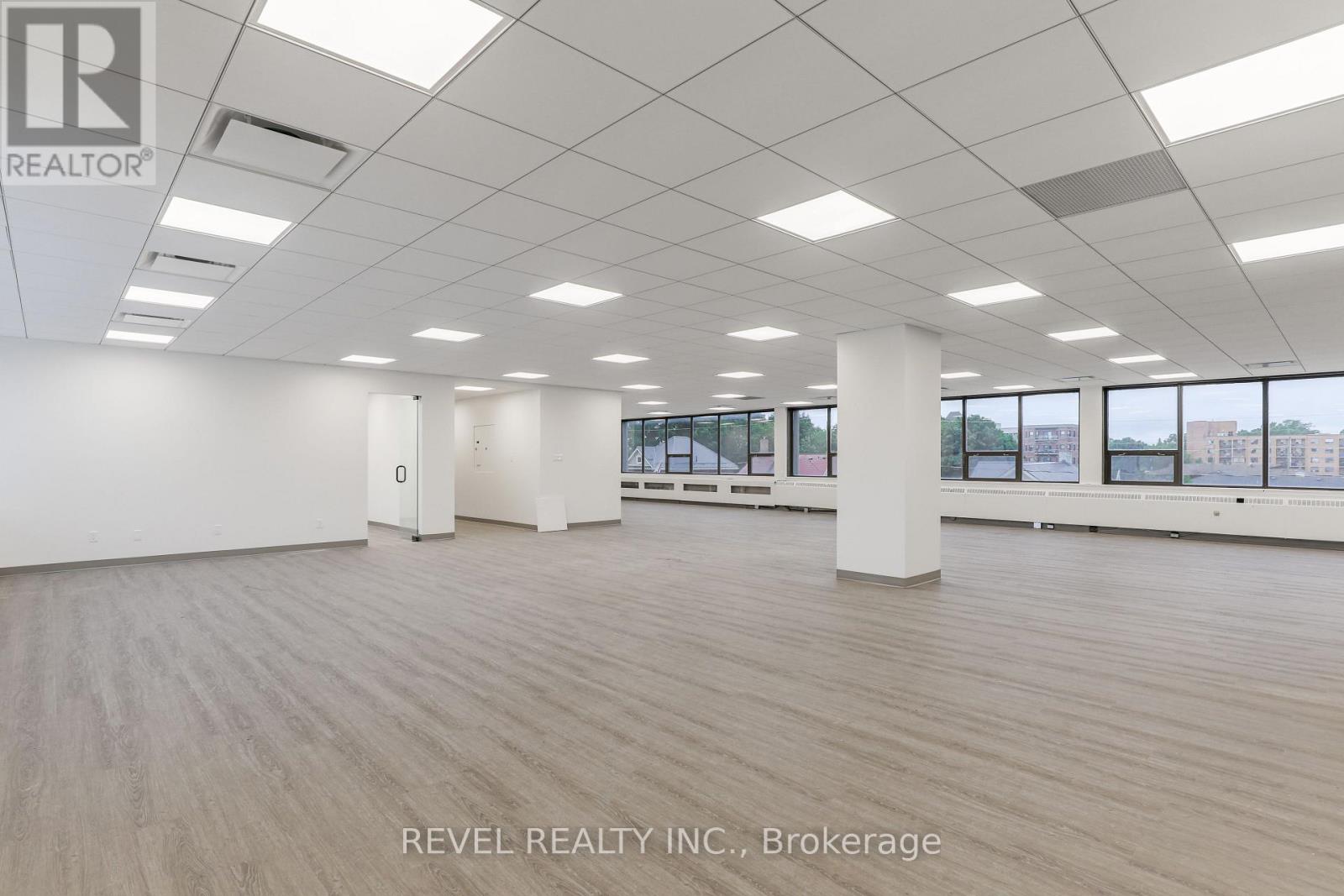 Upper 2 - 34 Cambridge Street S, Kawartha Lakes (Lindsay), Ontario  K9V 3B8 - Photo 17 - X12615582