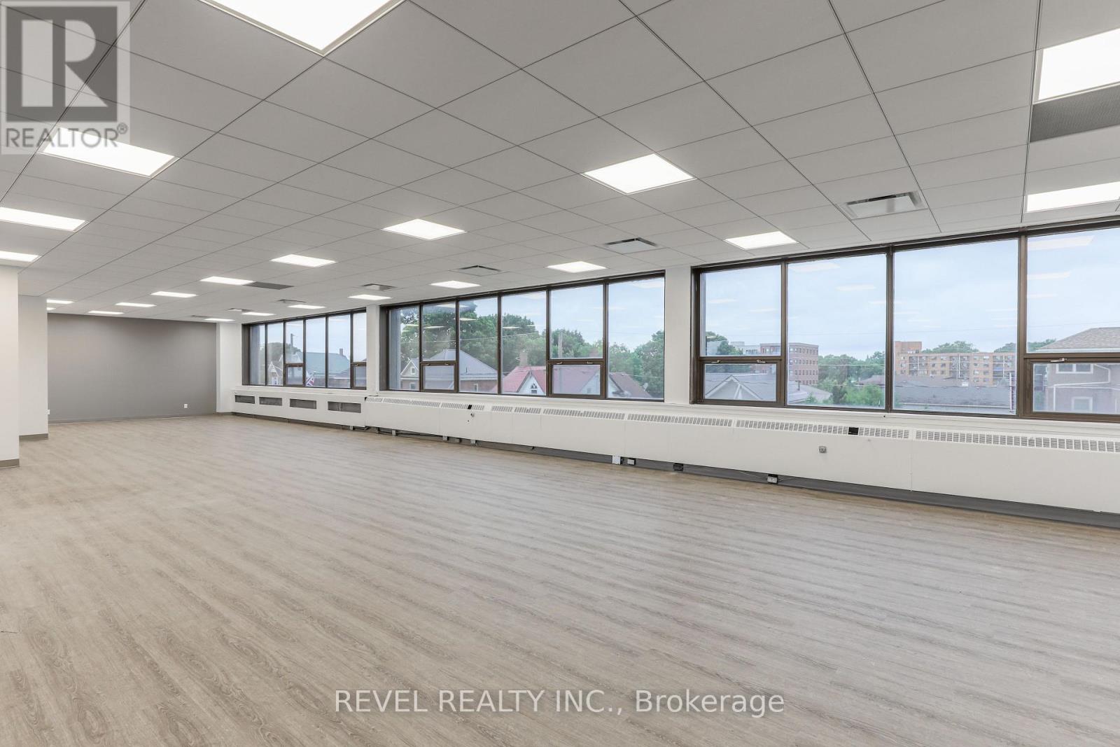 Upper 2 - 34 Cambridge Street S, Kawartha Lakes (Lindsay), Ontario  K9V 3B8 - Photo 9 - X12615582