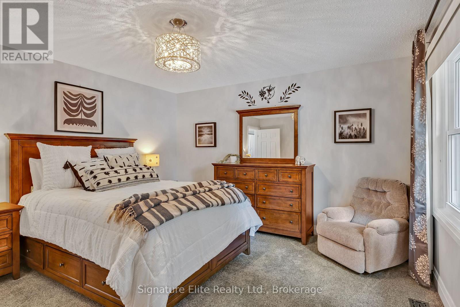 270 Sherin Avenue, Peterborough (Ashburnham Ward 4), Ontario  K9J 1B6 - Photo 19 - X12615364