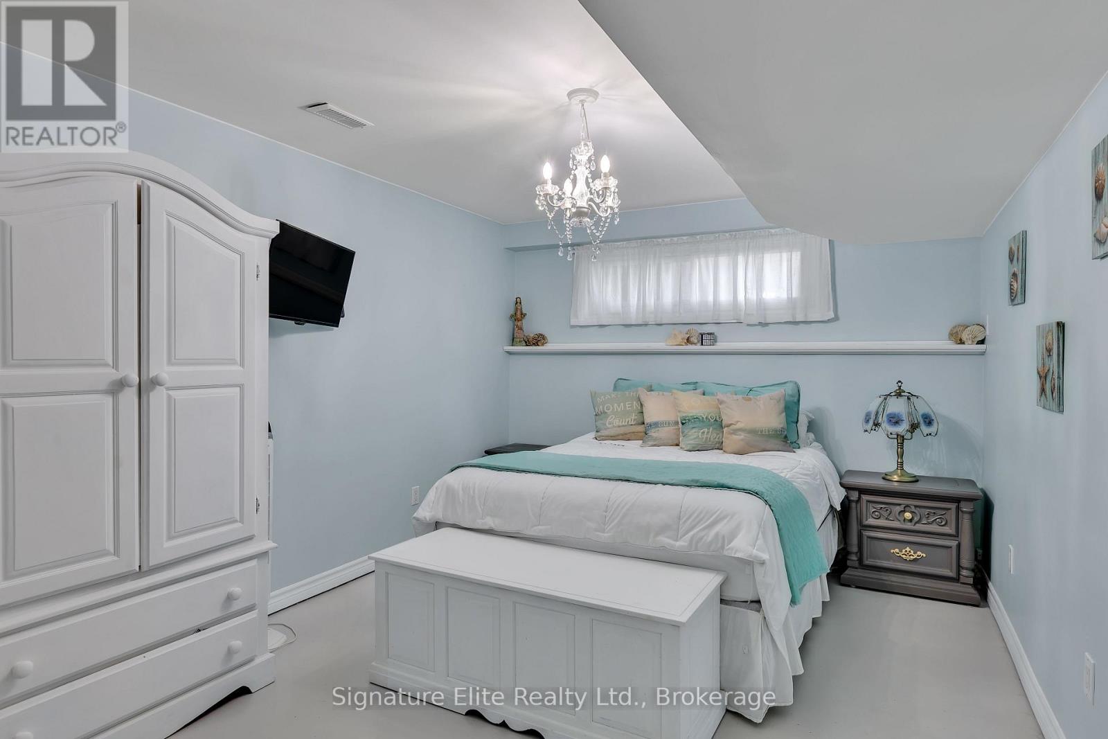 270 Sherin Avenue, Peterborough (Ashburnham Ward 4), Ontario  K9J 1B6 - Photo 26 - X12615364