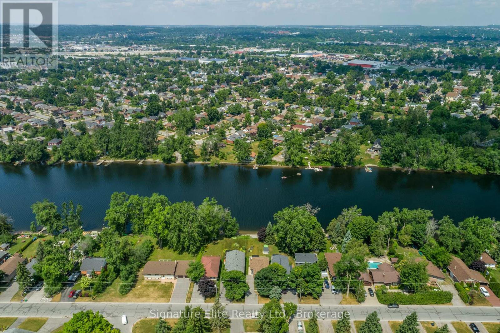 270 Sherin Avenue, Peterborough (Ashburnham Ward 4), Ontario  K9J 1B6 - Photo 3 - X12615364