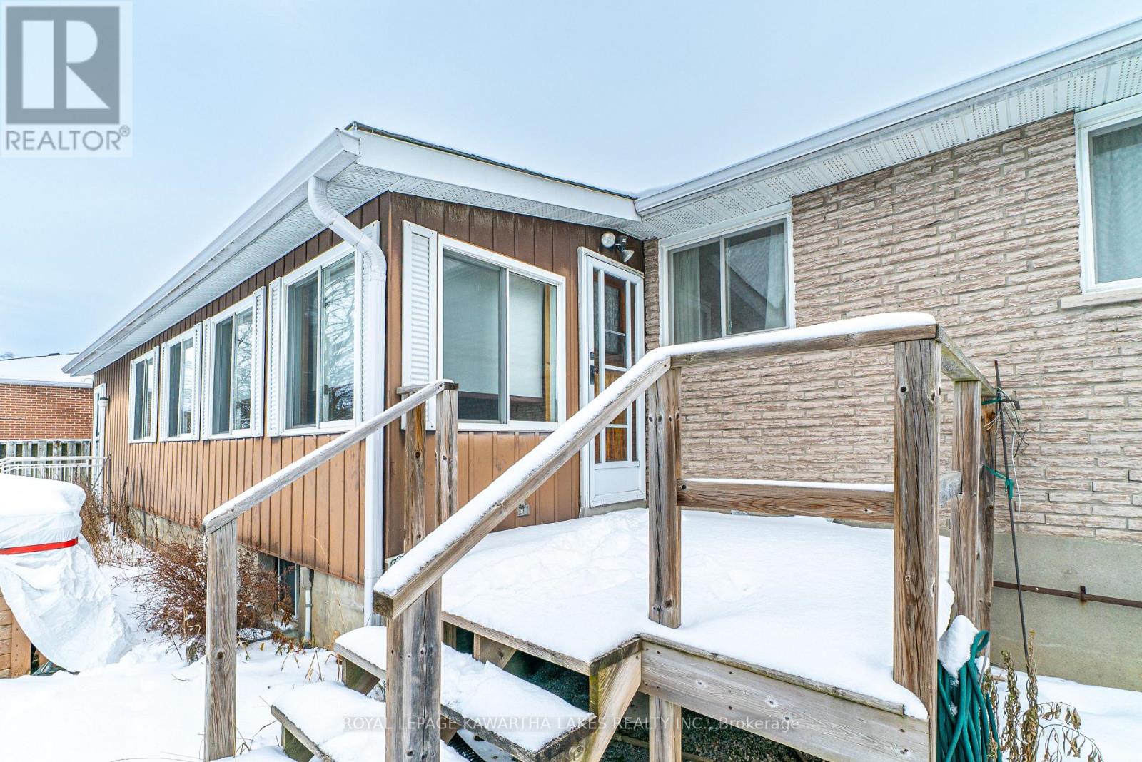 89 Angeline Street S, Kawartha Lakes (Lindsay), Ontario  K9V 3L4 - Photo 42 - X12615912