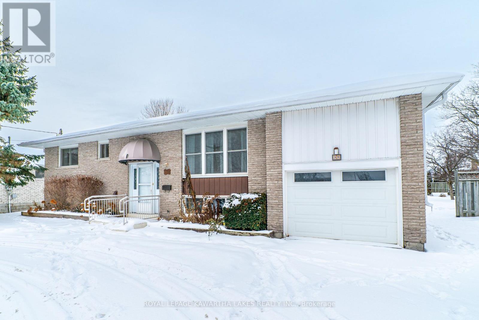 89 Angeline Street S, Kawartha Lakes (Lindsay), Ontario  K9V 3L4 - Photo 7 - X12615912