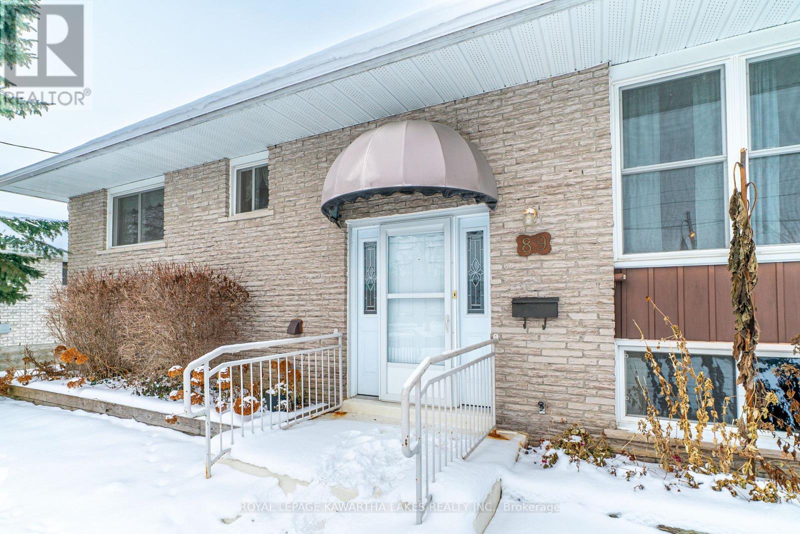 89 Angeline Street S, Kawartha Lakes (Lindsay), Ontario  K9V 3L4 - Photo 9 - X12615912