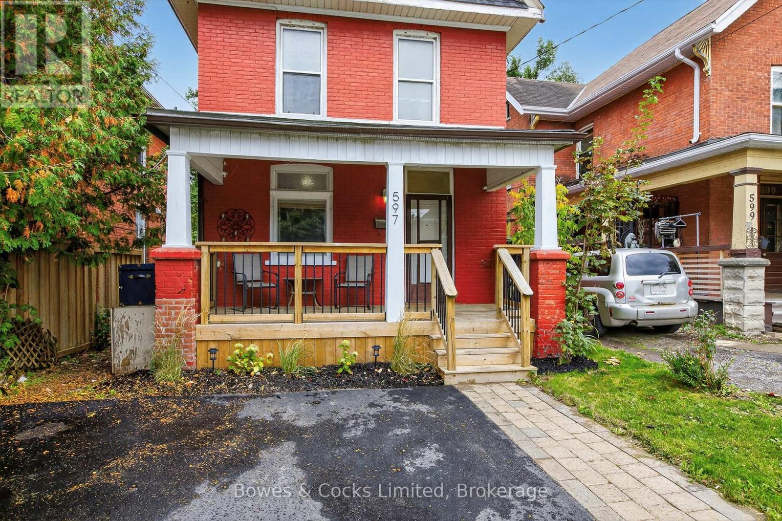 597 Bolivar Street, Peterborough (Town Ward 3), Ontario  K9J 4R9 - Photo 4 - X12616770