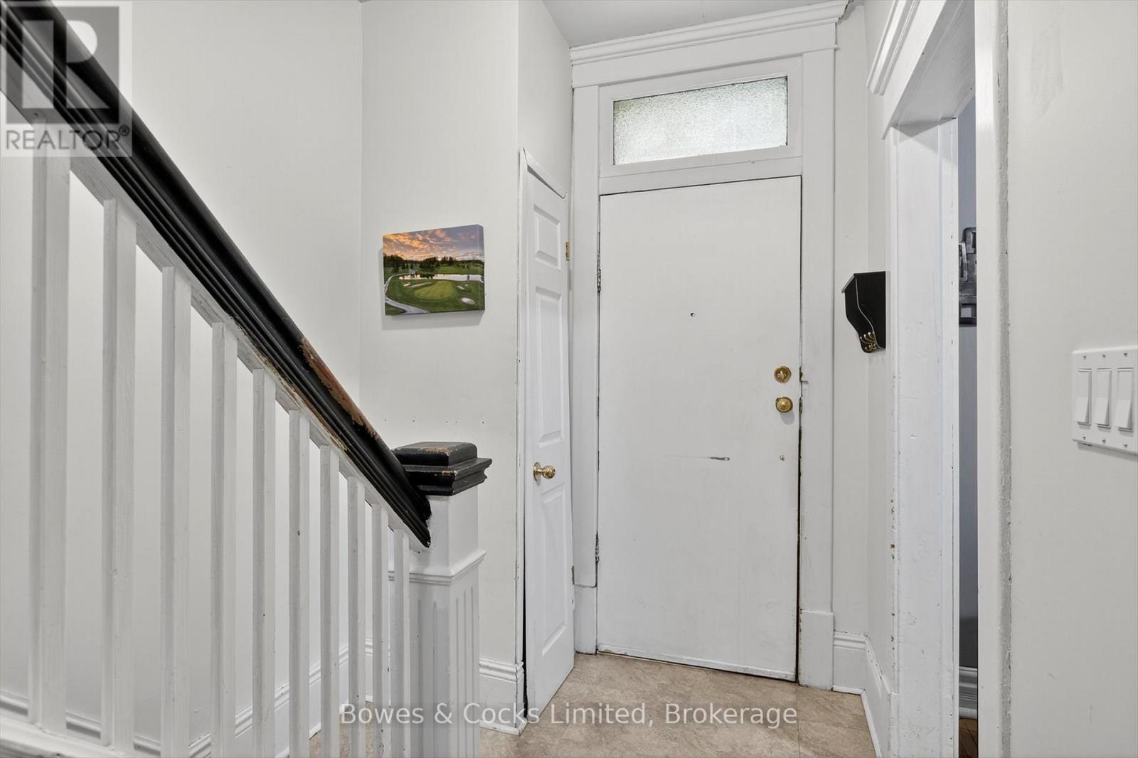 597 Bolivar Street, Peterborough (Town Ward 3), Ontario  K9J 4R9 - Photo 7 - X12616770