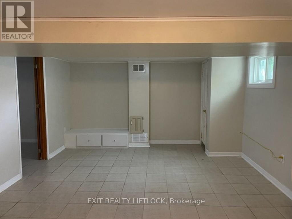 Lower - 1437 Westbrook Drive, Peterborough (Monaghan Ward 2), Ontario  K9J 6R3 - Photo 7 - X12617272