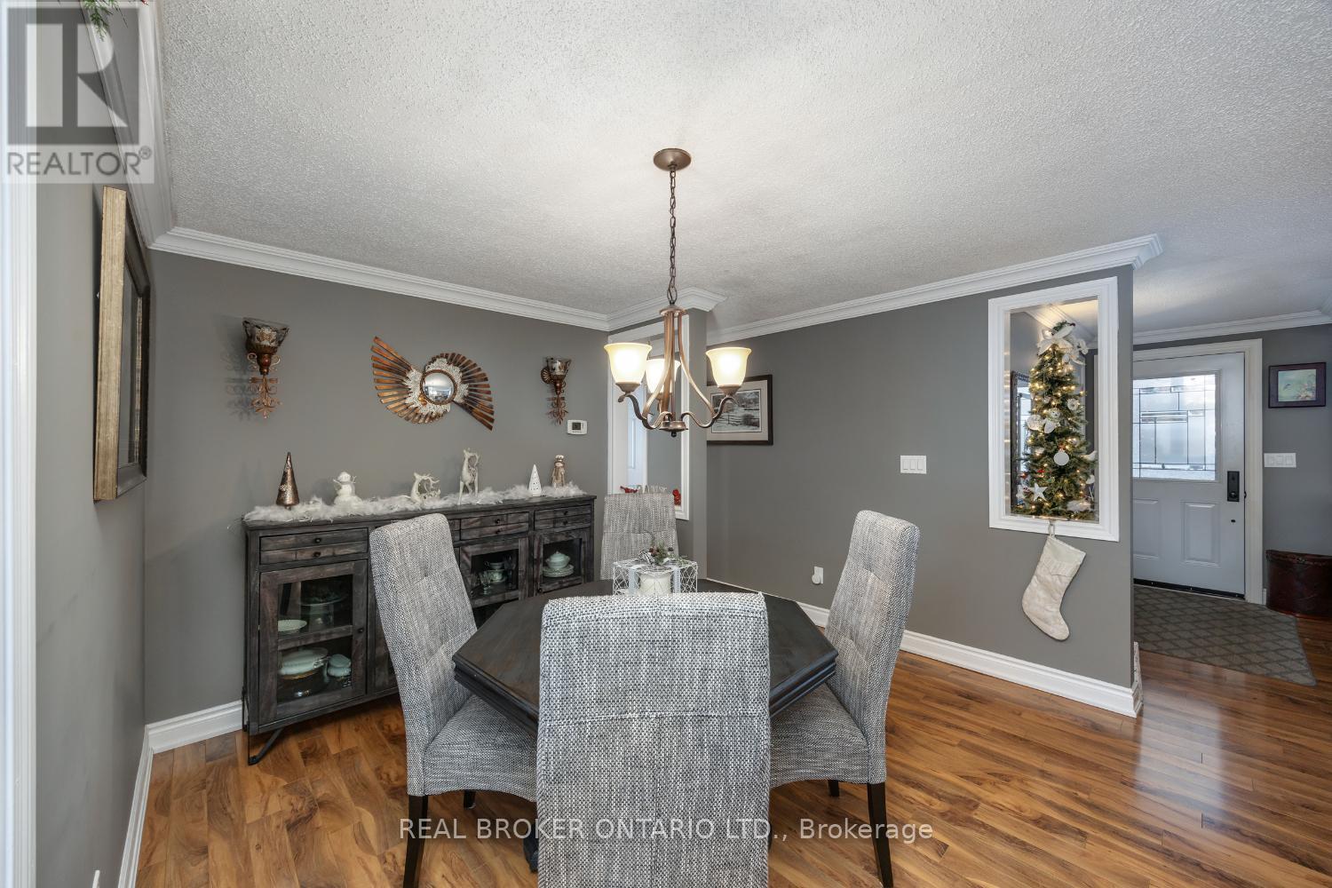 22 Champlain Court, Clarington (Bowmanville), Ontario  L1B 1A5 - Photo 11 - E12628012