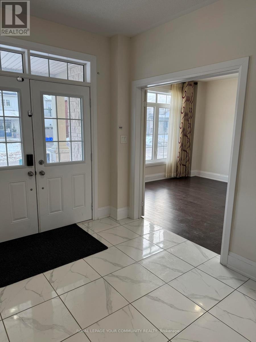 96 Highlands Boulevard, Cavan Monaghan (Cavan Twp), Ontario  L0A 1G0 - Photo 3 - X12628078