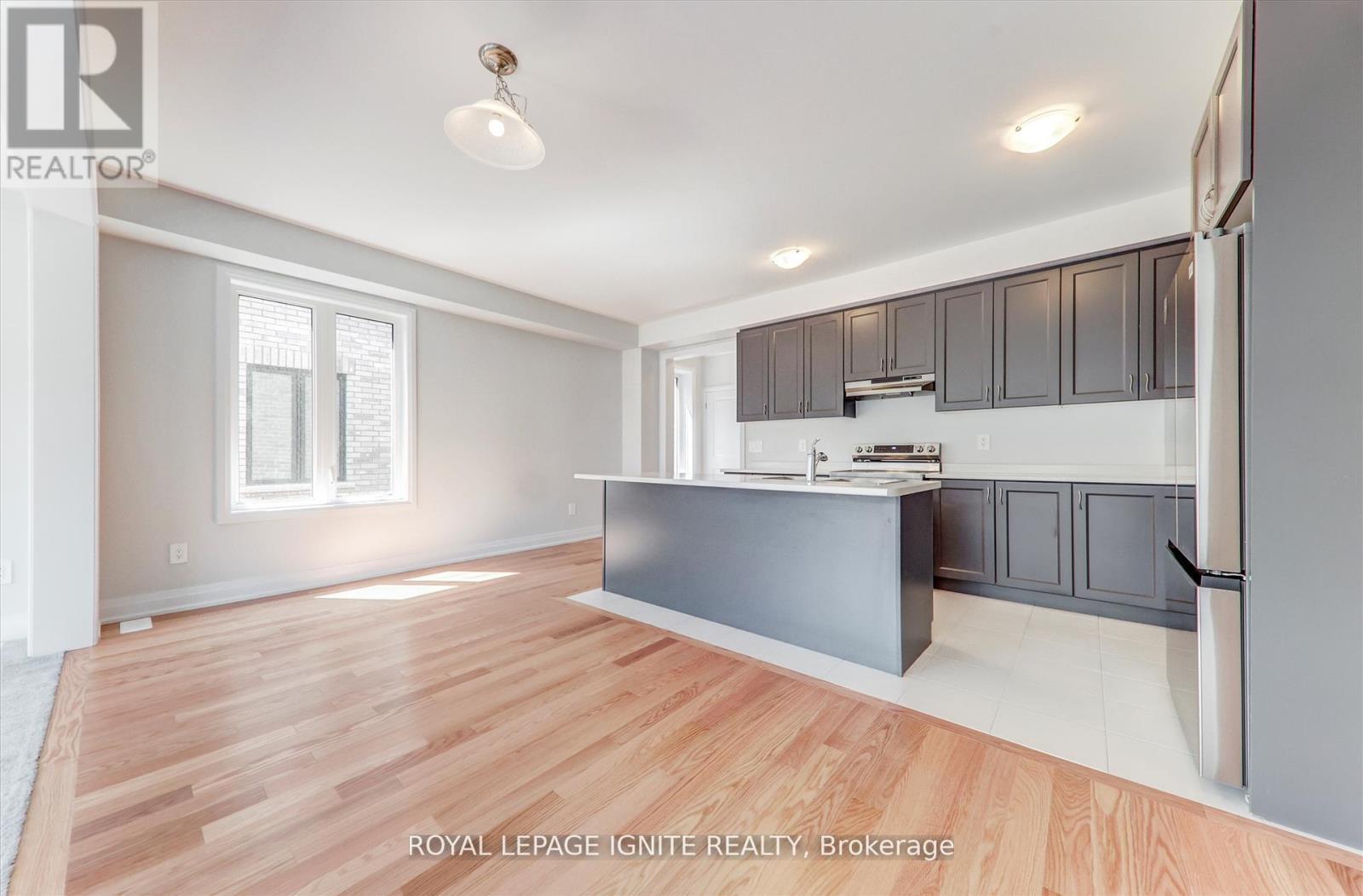 61 Butler Boulevard, Kawartha Lakes (Lindsay), Ontario  K9V 0S2 - Photo 14 - X12628482