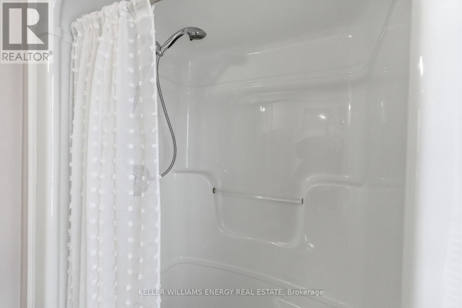 21 Heritage Lane, Clarington (Newcastle), Ontario  L1B 1A5 - Photo 25 - E12630380