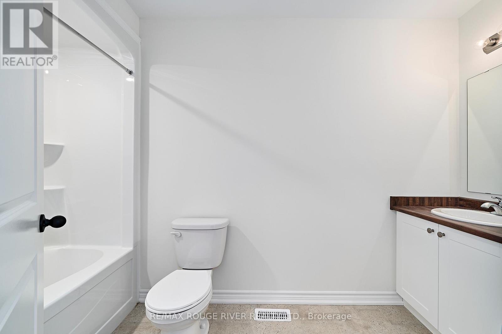 11 Addyman Crescent, Clarington (Newcastle), Ontario  L1B 0X1 - Photo 38 - E12630420