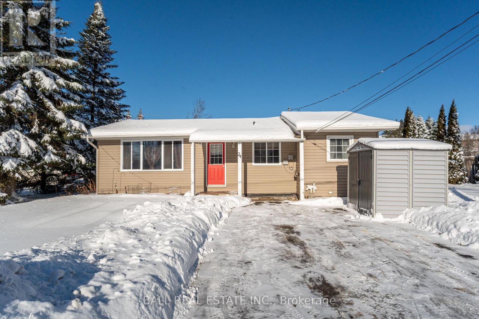 24 STRICKLAND STREET, selwyn, Ontario