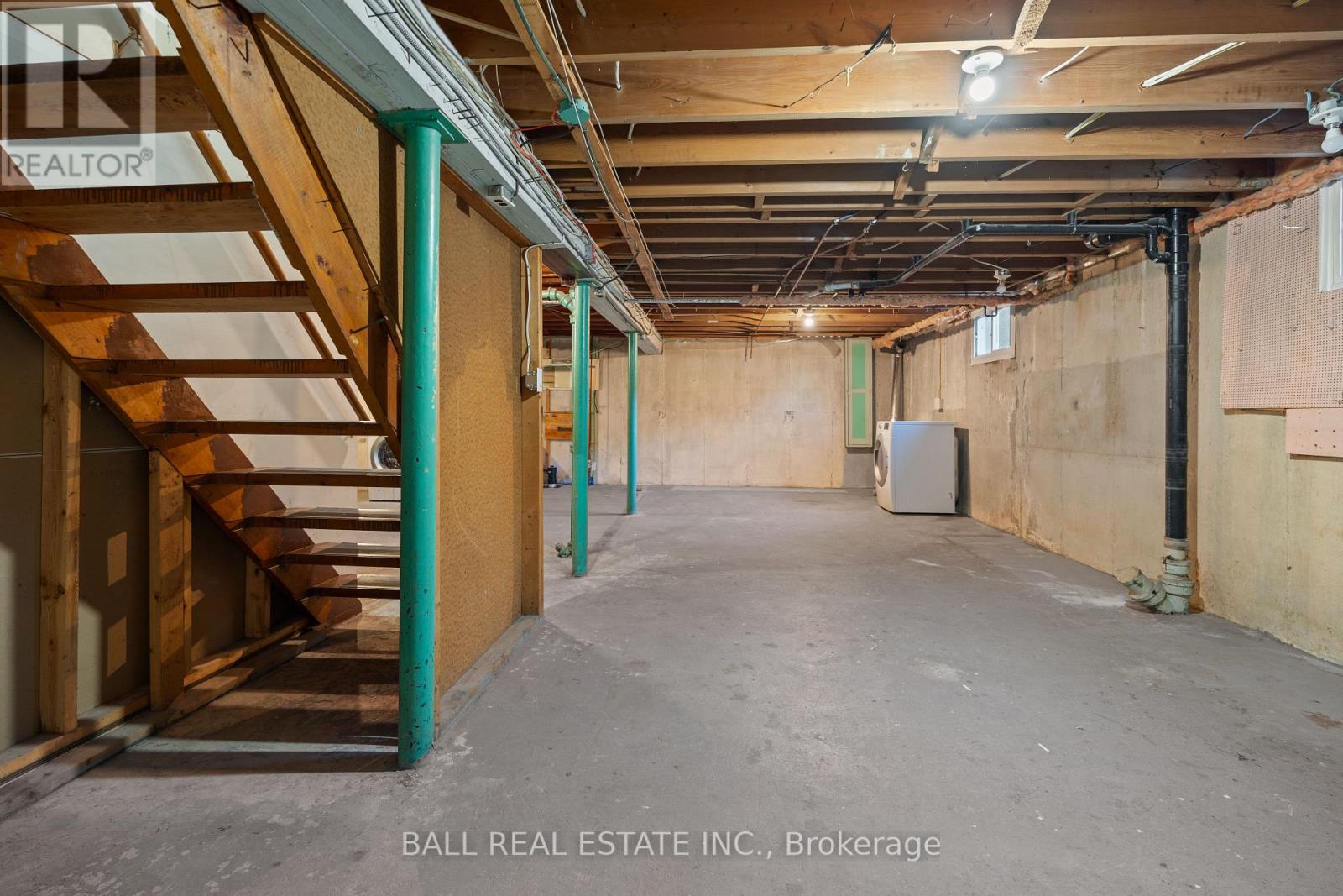 450 Rosedale Avenue, Peterborough (Town Ward 3), Ontario  K9J 6J1 - Photo 33 - X12633354