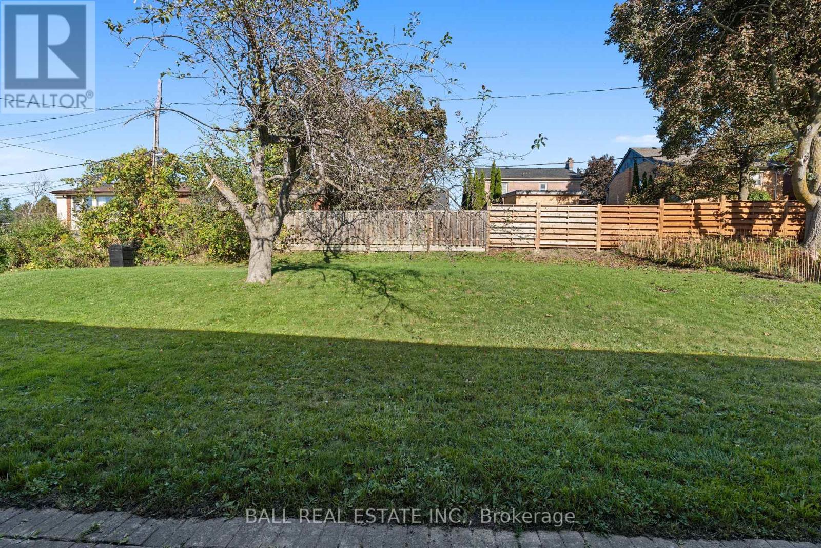 450 Rosedale Avenue, Peterborough (Town Ward 3), Ontario  K9J 6J1 - Photo 39 - X12633354