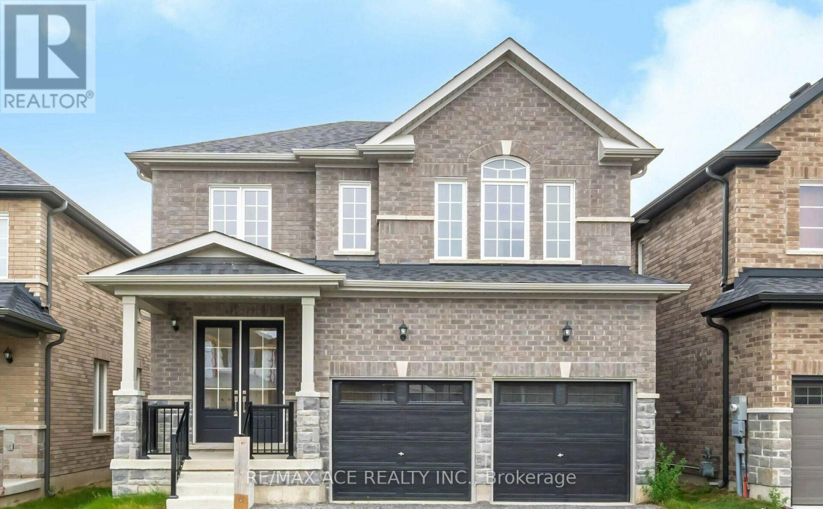 217 O'NEIL STREET, peterborough (monaghan ward 2), Ontario