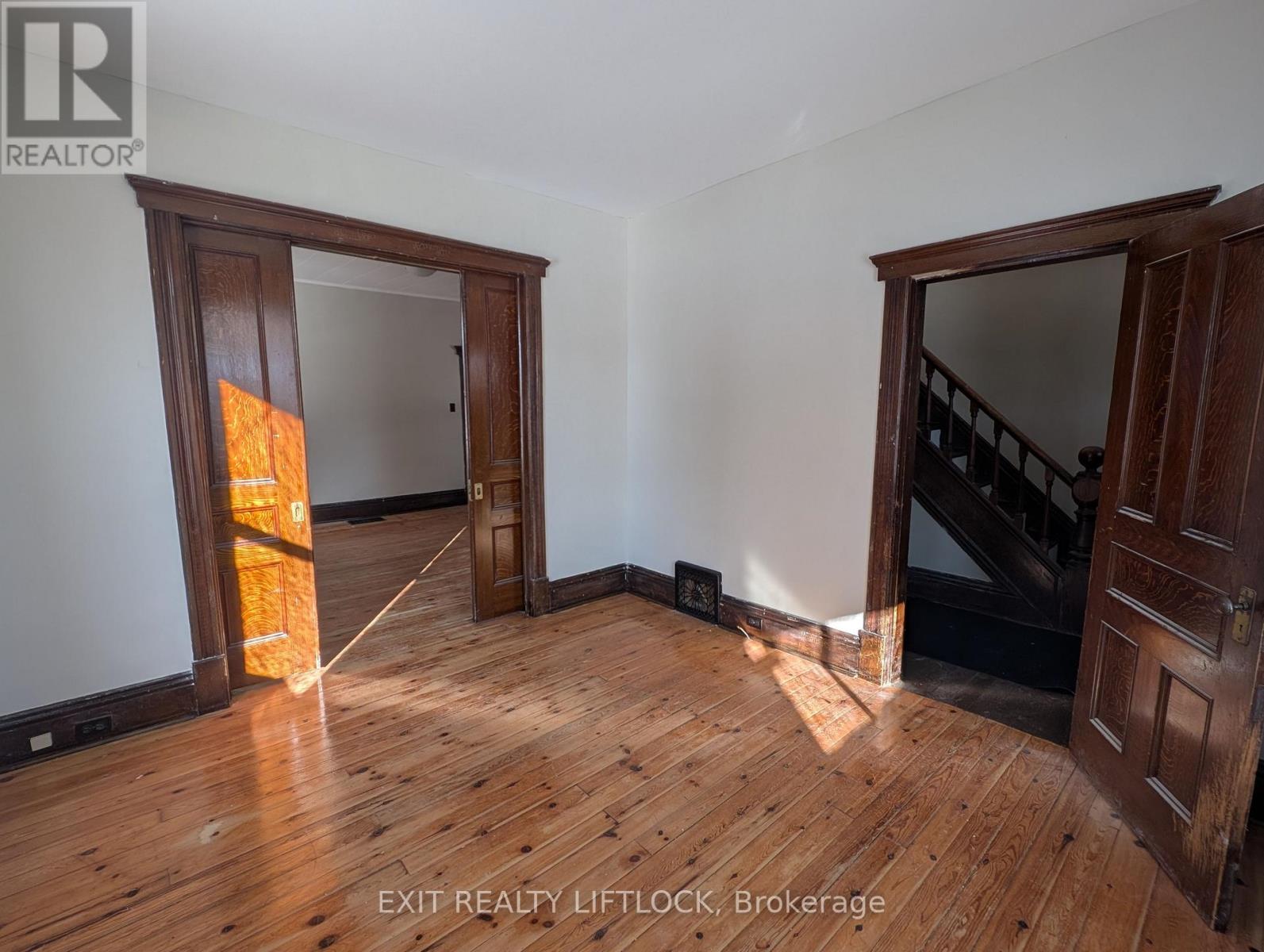 202 Queen Street, Trent Hills (Campbellford), Ontario  K0L 1L0 - Photo 5 - X12634132