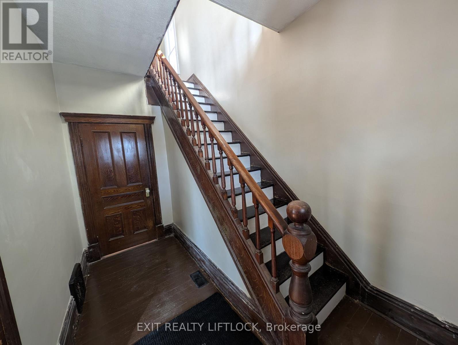 202 Queen Street, Trent Hills (Campbellford), Ontario  K0L 1L0 - Photo 6 - X12634132