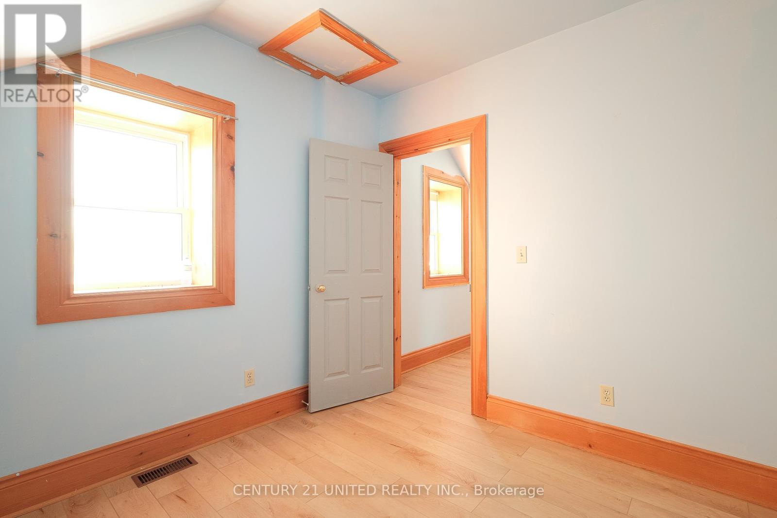 1624 Tara Road, Selwyn, Ontario  K9J 6X2 - Photo 18 - X12634328