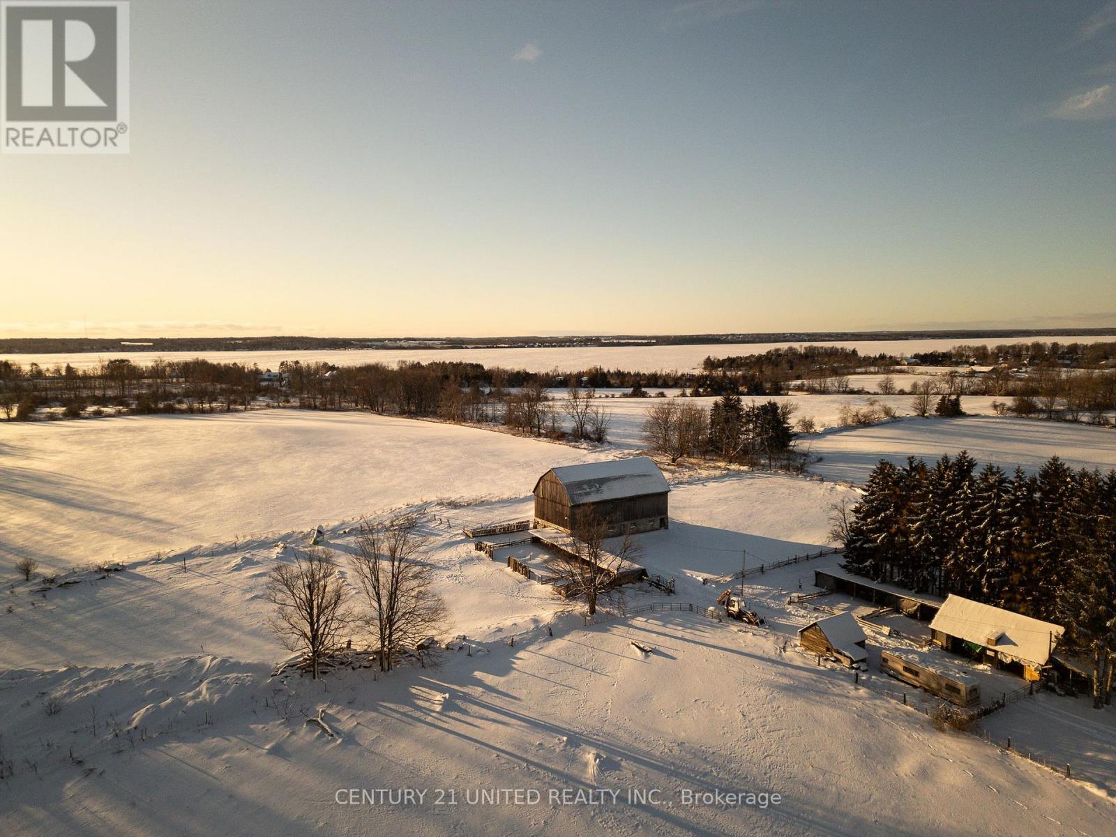 1624 Tara Road, Selwyn, Ontario  K9J 6X2 - Photo 4 - X12634328