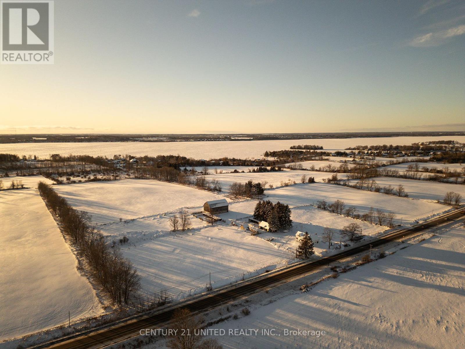 1624 Tara Road, Selwyn, Ontario  K9J 6X2 - Photo 5 - X12634328