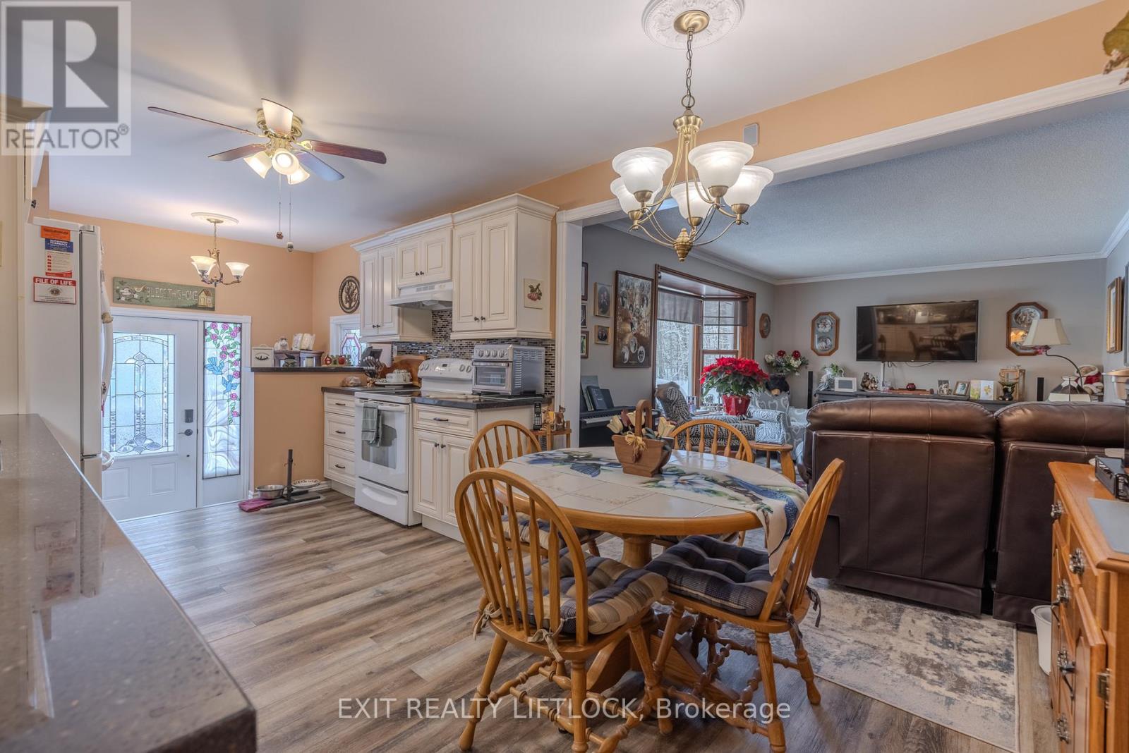 178 Adam & Eve Road, Trent Lakes, Ontario  K0L 1J0 - Photo 6 - X12634600