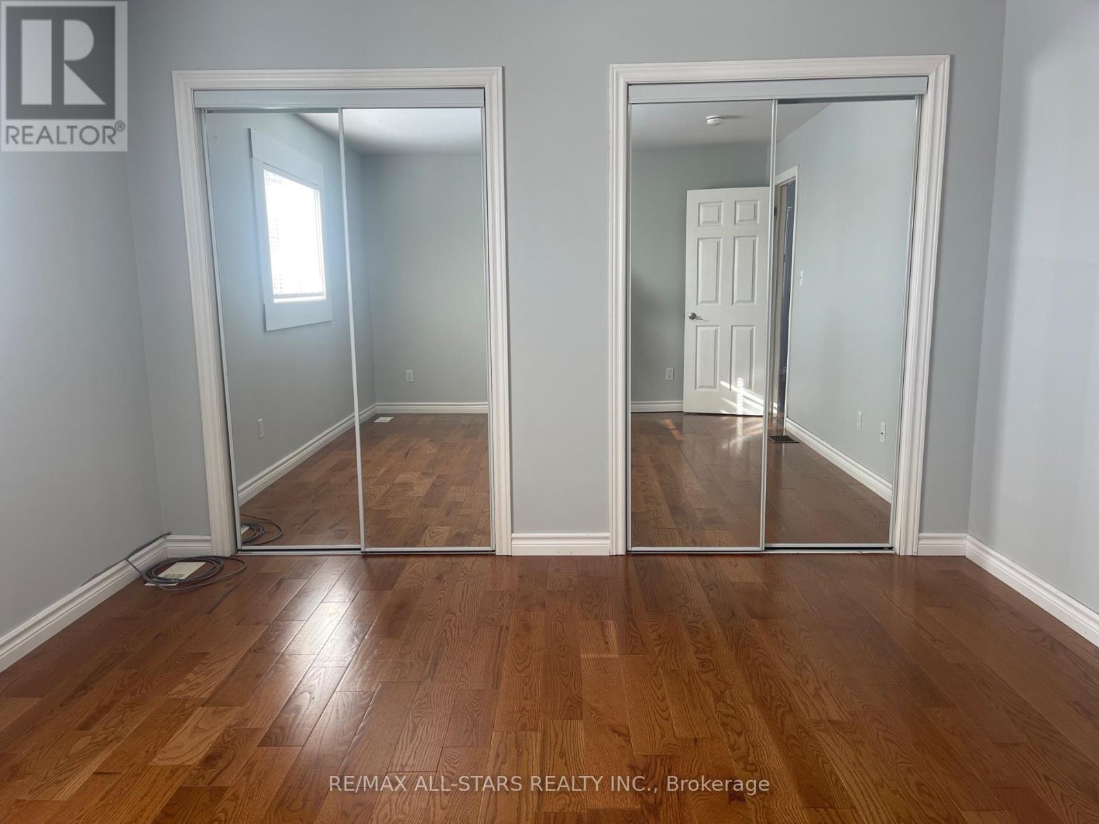 Main Floor -All Inclusive - 39 Mcgibbon Boulevard, Kawartha Lakes (Lindsay), Ontario  K9V 6G4 - Photo 16 - X12635290