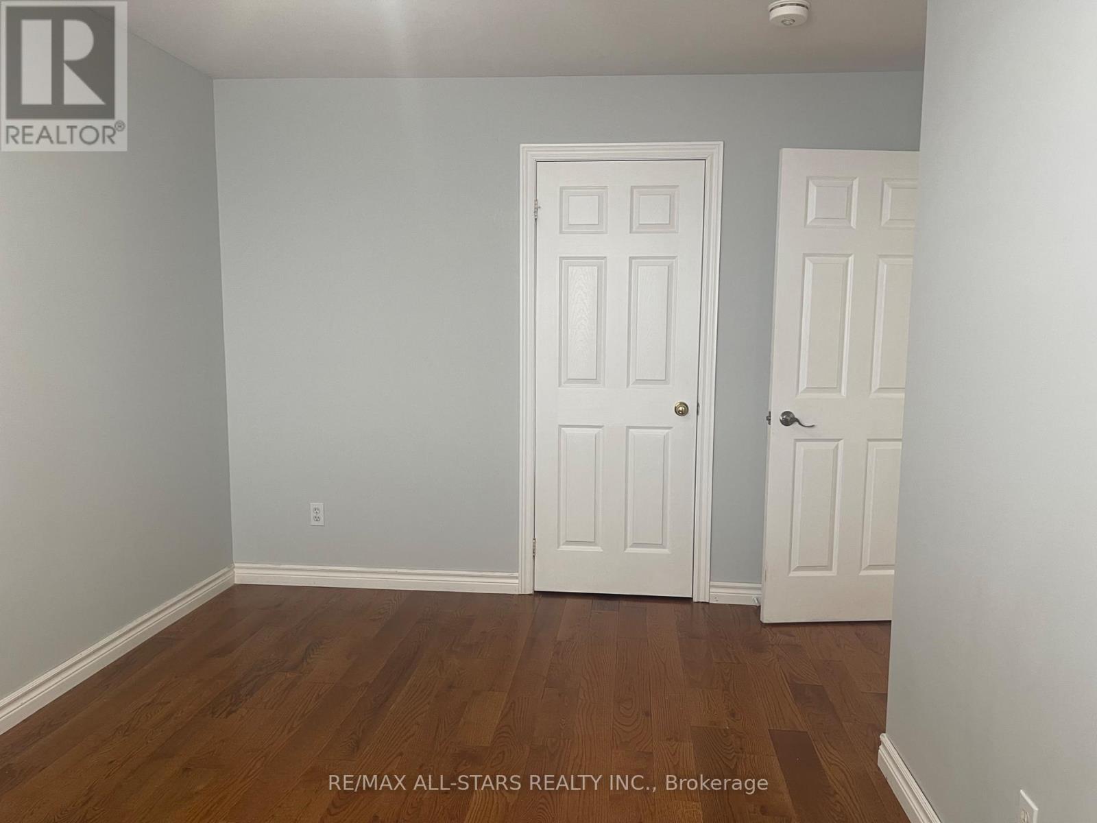 Main Floor -All Inclusive - 39 Mcgibbon Boulevard, Kawartha Lakes (Lindsay), Ontario  K9V 6G4 - Photo 22 - X12635290