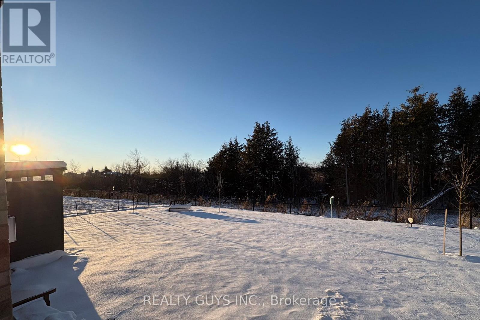 322 Cullen Trail, Peterborough (Northcrest Ward 5), Ontario  K9H 0J9 - Photo 2 - X12636780