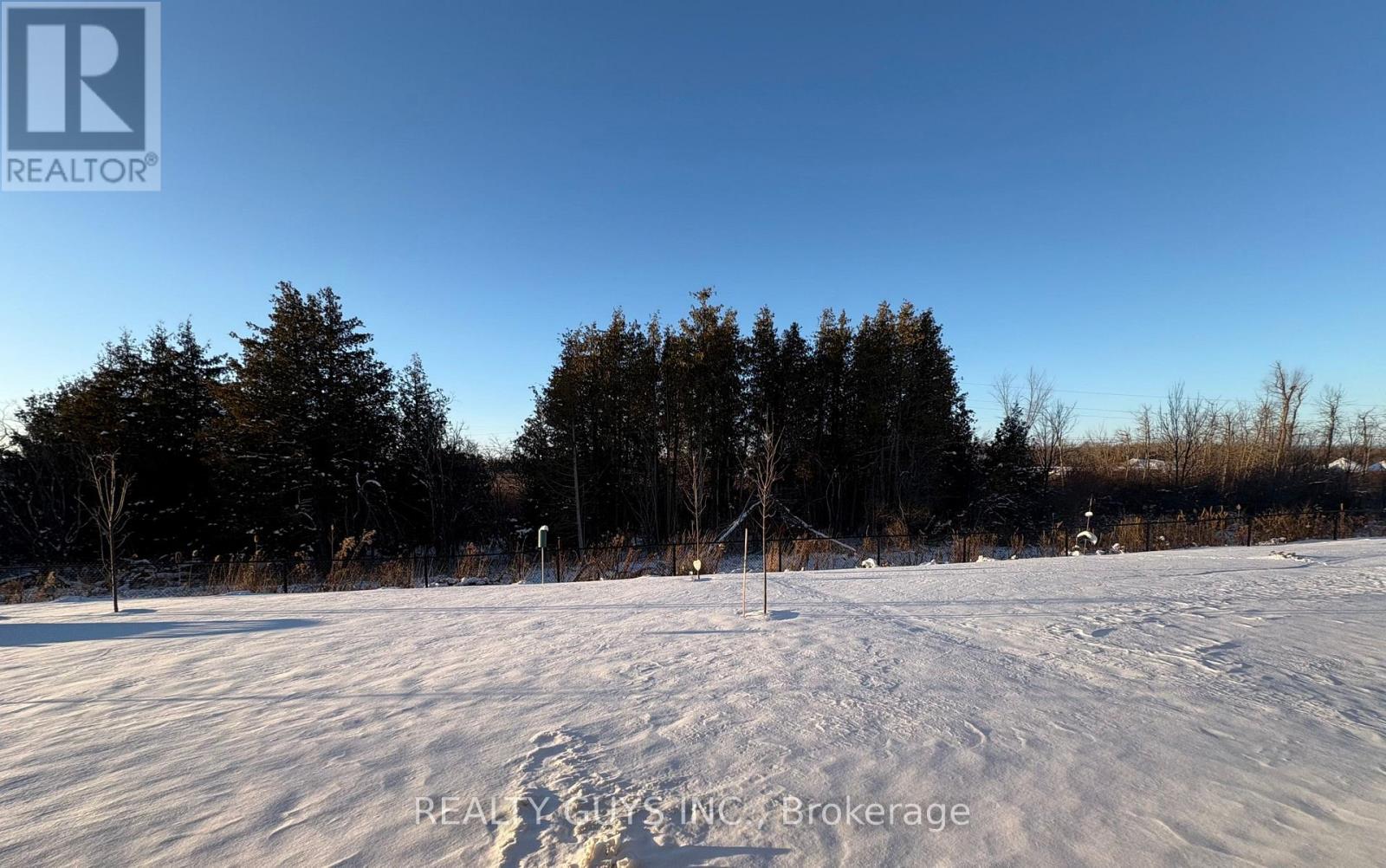 322 Cullen Trail, Peterborough (Northcrest Ward 5), Ontario  K9H 0J9 - Photo 3 - X12636780