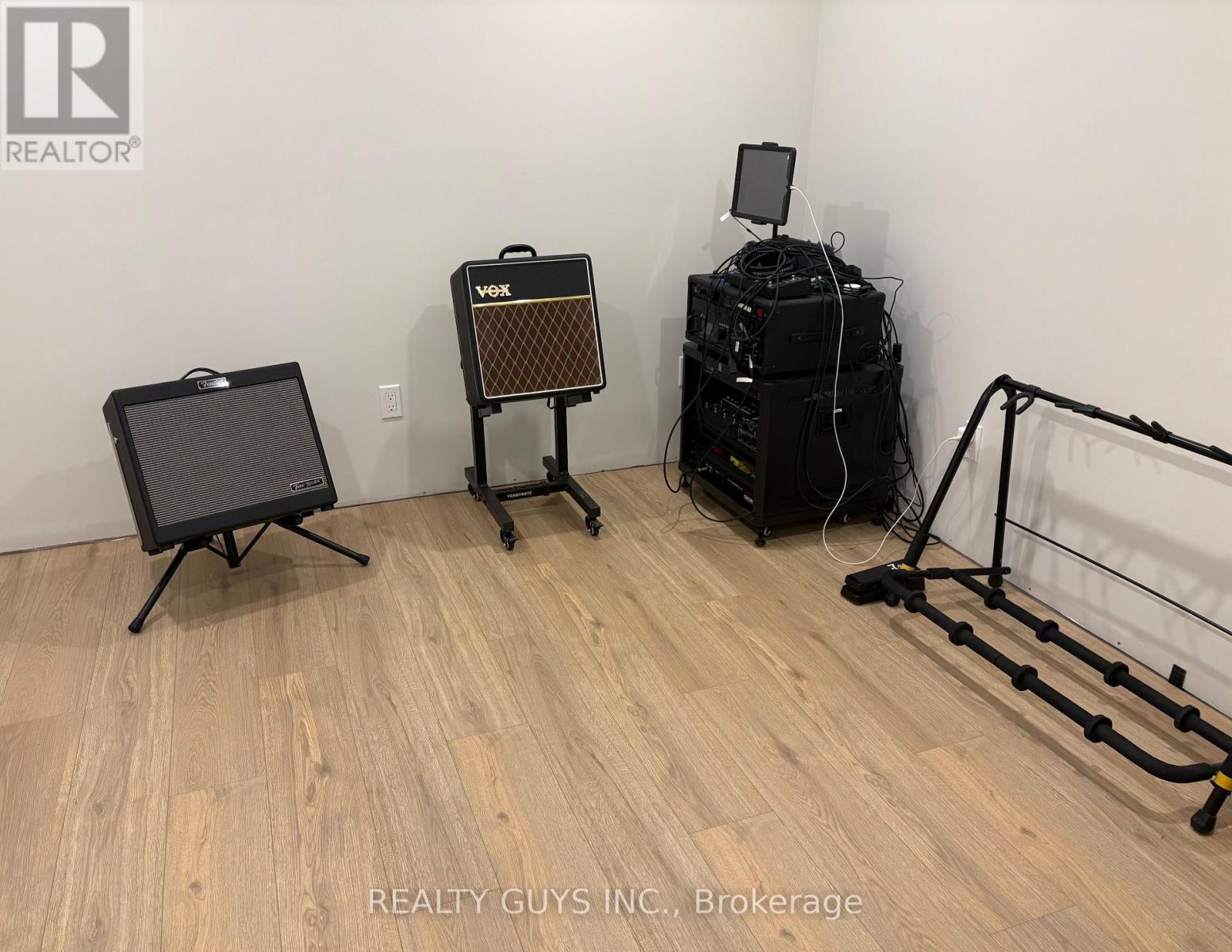 322 Cullen Trail, Peterborough (Northcrest Ward 5), Ontario  K9H 0J9 - Photo 43 - X12636780