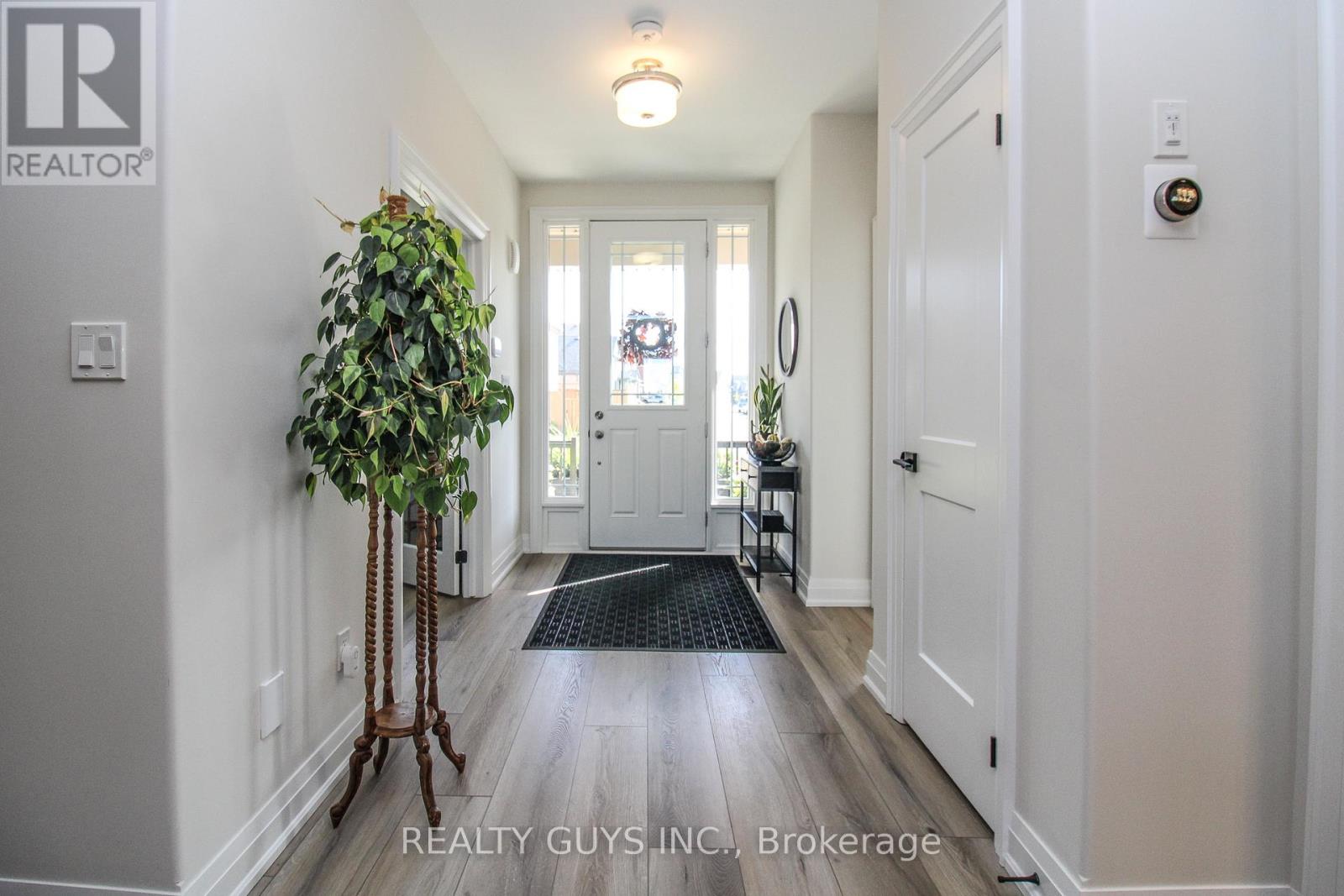 322 Cullen Trail, Peterborough (Northcrest Ward 5), Ontario  K9H 0J9 - Photo 7 - X12636780